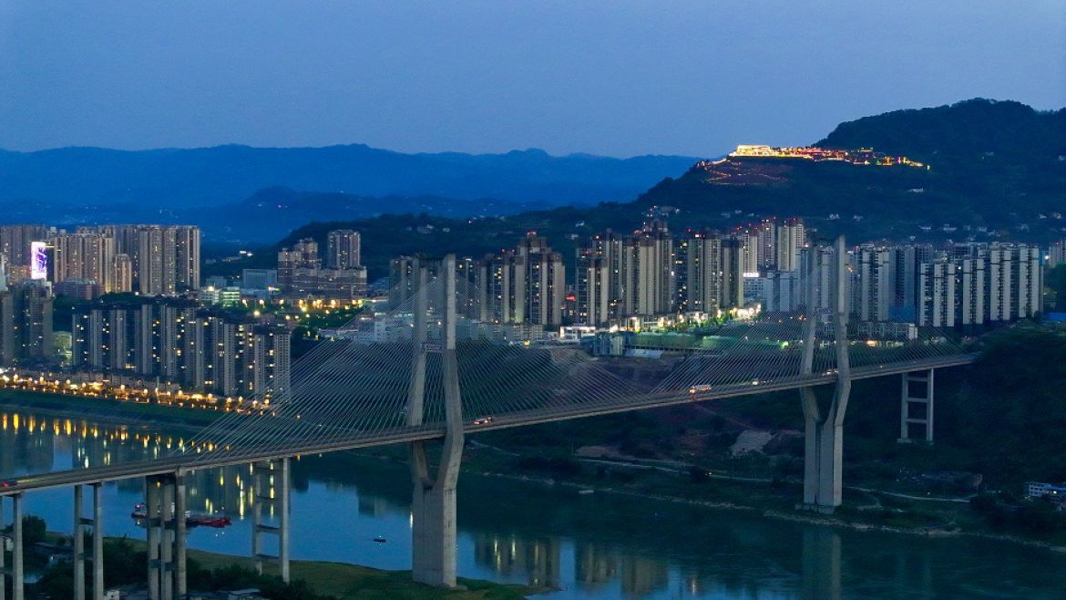 江橋山色，荔城燈火